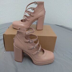 Gianni Bini Nude/Beige Patent Leather platform pumps